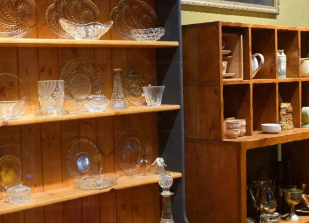 Access Mammoth's location, Second Chance Thrift Shop image with thrift shop items